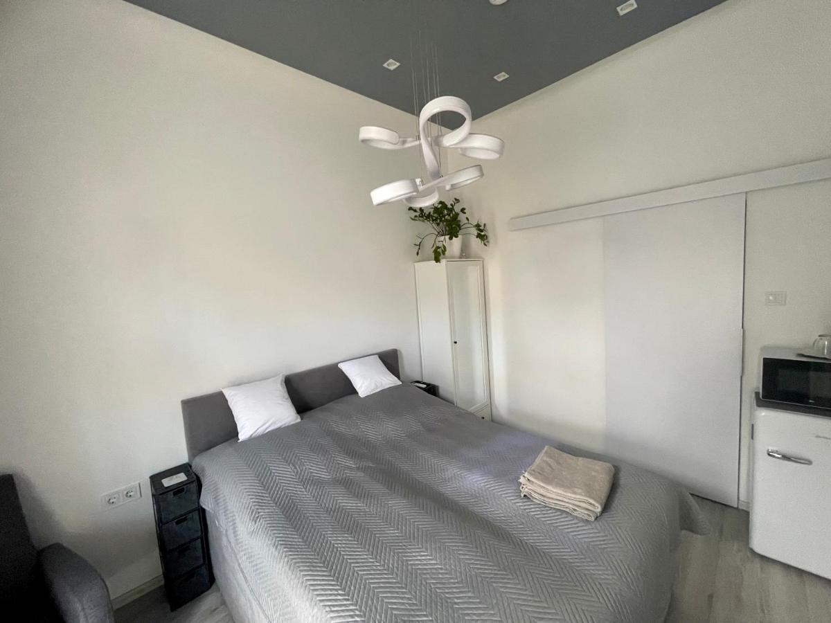 Remeny Apartman Szeged Esterno foto